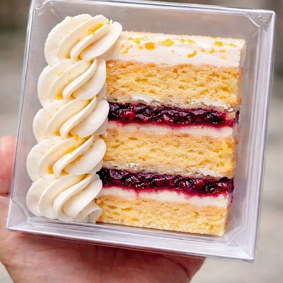 Signature Slices 
