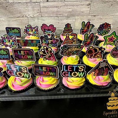 24-Pack Custom Cupcakes