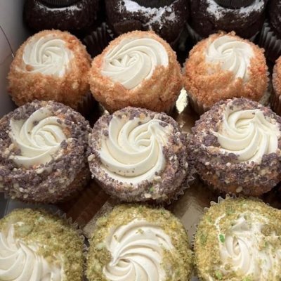 12ct Crunch Variety Cupcakes !SALE!