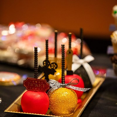 1 Dozen Dipped Apples