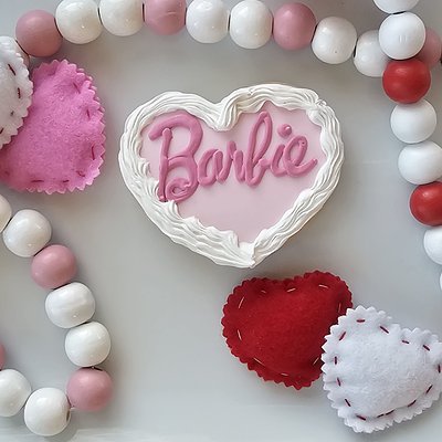 Barbie Vintage Heart Cake Cookie