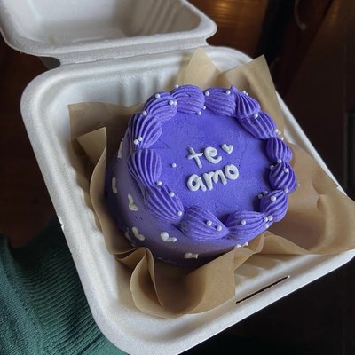 Lunch Box Cake 4in VDAY (FEB 13TH-15TH)
