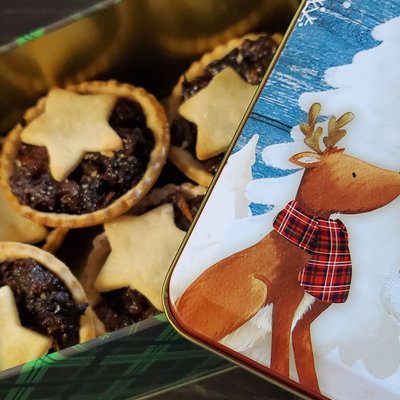Holiday Fruit Mince Pies (Tin with 6 mini pies)