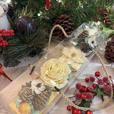 3 Set Of A Gift Box of 4 Cupcakes