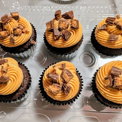 Reese’s Cupcakes