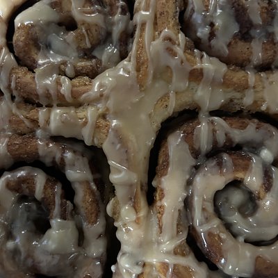 Maple Cinnamon Rolls (One dozen)