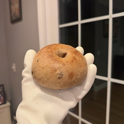6 Sourdough Cinnamon And Raisin Bagel 