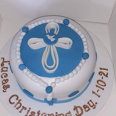 Fondant Covered Cake 