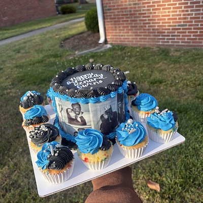 Mini Celebration Box 6 Inch/ 12 Cupcakes 