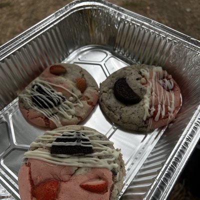 Strawberry Oreo Mashup