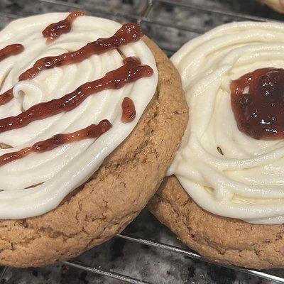 Raspberry Cheesecake Cookies