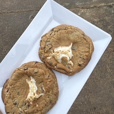 chocolate chip s’mores cookies