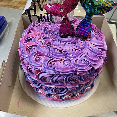 Round Cakes (buttercream)