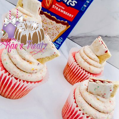 Strawberry Pop-Tart Cupcakes 