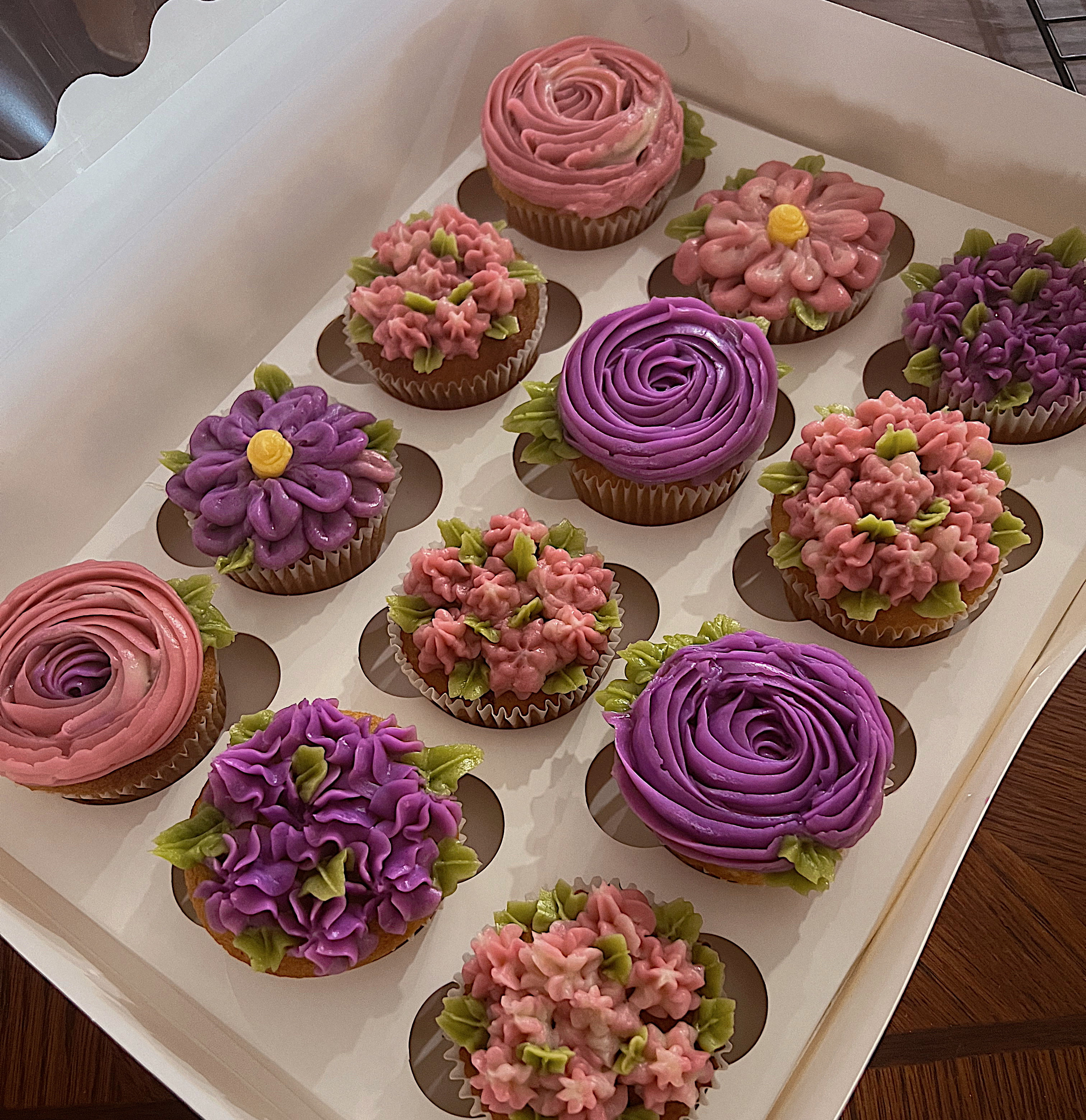Floral Cupcakes 