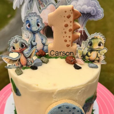 6 In 3 Layers Decorated Cake 