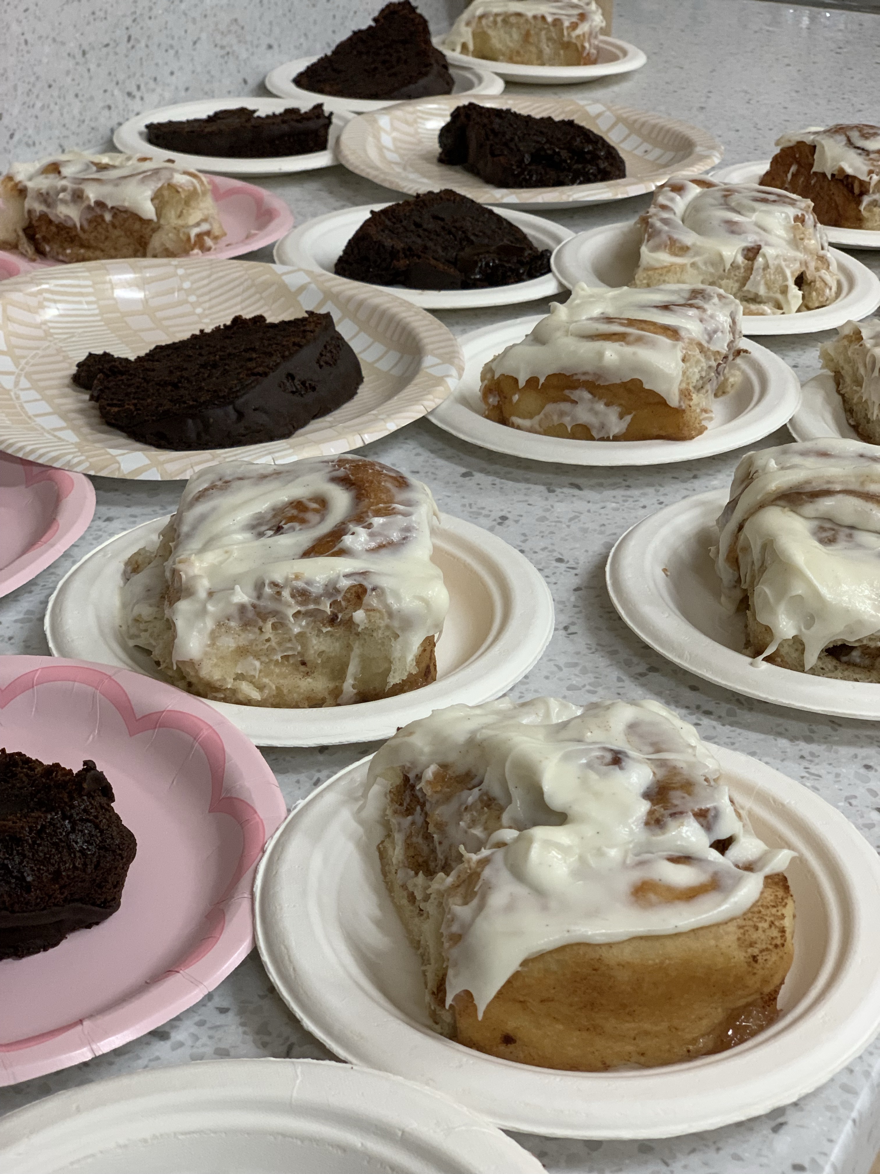 Sticky Cinnamon Rolls (1 Dozen)