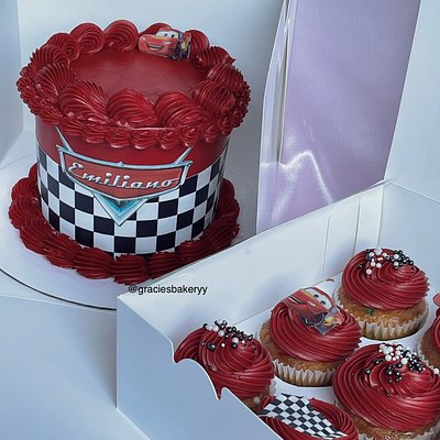 The Sweet Celebration Package 🎀 (20-22 servings)