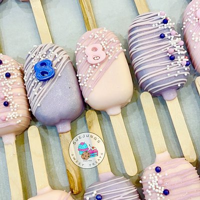 Cakesicles