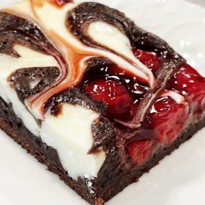 Black Forest Cheesecake Brownies (6)