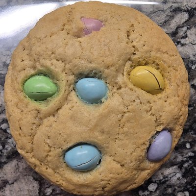M&M Pennut Cookie