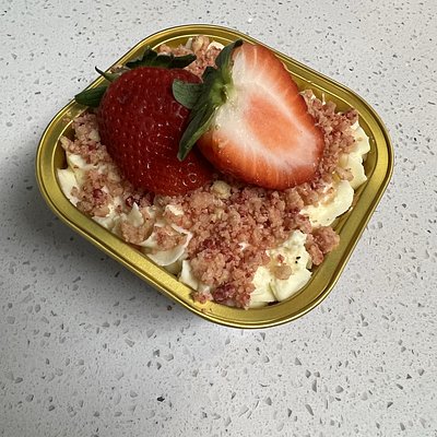 Mini Plain w/ Strawberry 