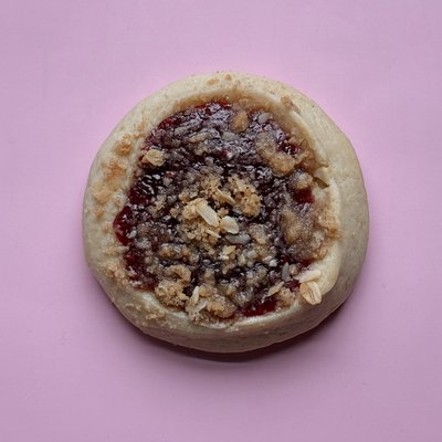 Raspberry Crisp Cookie