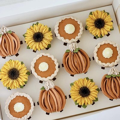 Custom Fancy Cupcakes 