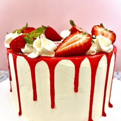 Allergy Strawberry Cake *Made With Fresh Strawberries 🍓