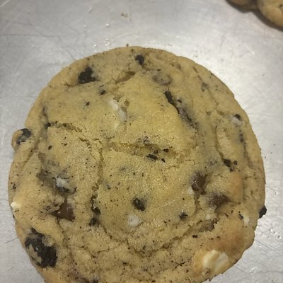 Cookies N Cream  Half Dozen 