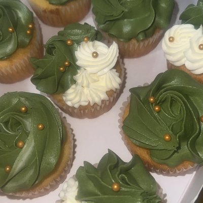 1/2 Dozen Cupcakes