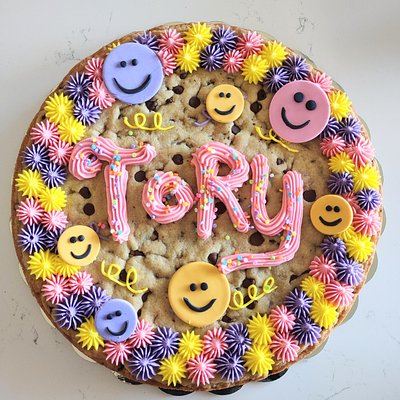 11" Cookie Cake