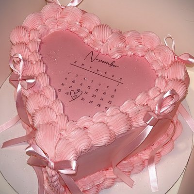 ❤️ 6” Heart Cake (Serves 10)