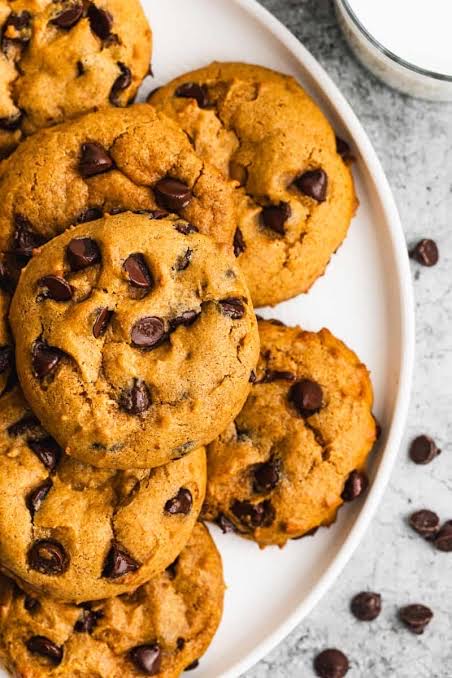 Pumpkin Chocolate Chip Cookies