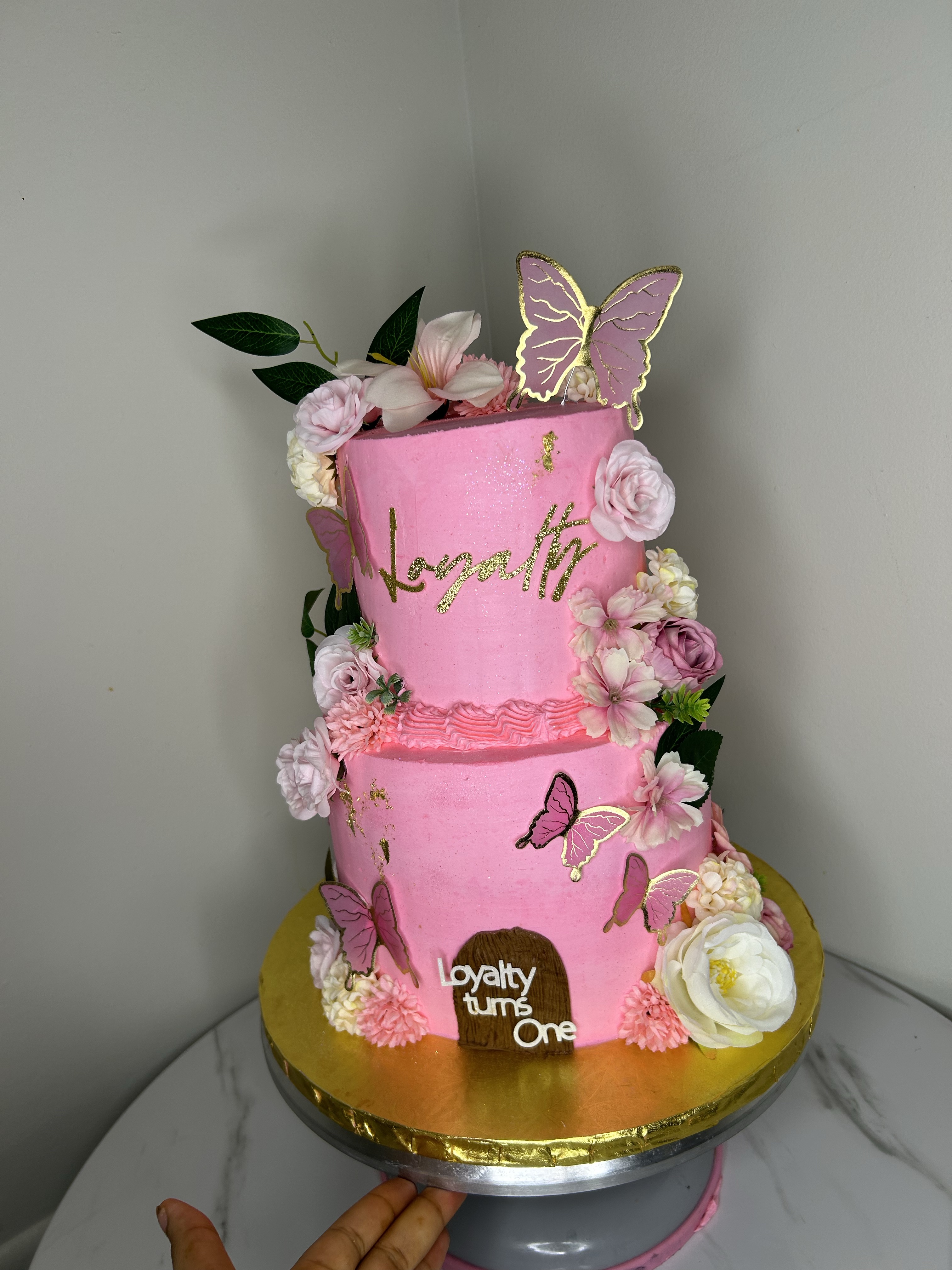 2 Tier Cakes