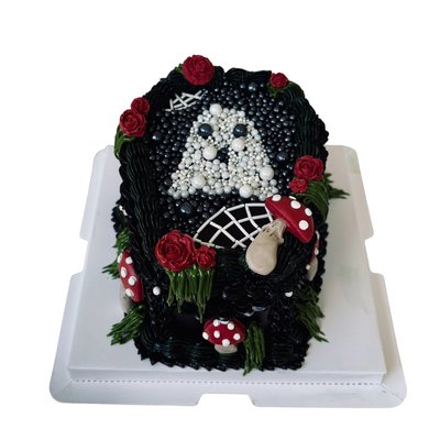 SPOOKY SEASON CAKE