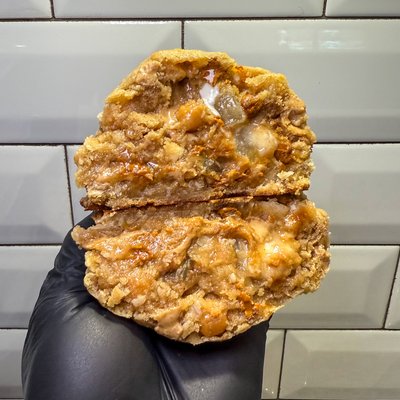 Mega: Apples & Peanut Butter