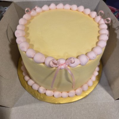 Custom Celebration Cake (6in) 