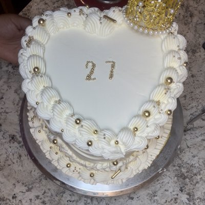 Heart Cake (8 Inch)  85 And Up
