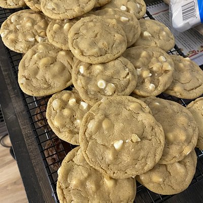 White Chocolate Macadamia Nut Cookies
