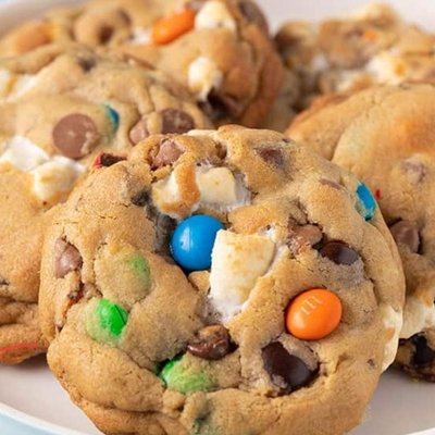 Jumbo Gourmet Chunky M&M Cookies