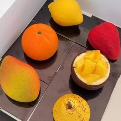 Viral Fruit Pastries(Box Of 8)