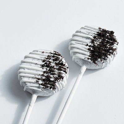 Cookies & Cream Cake Pops