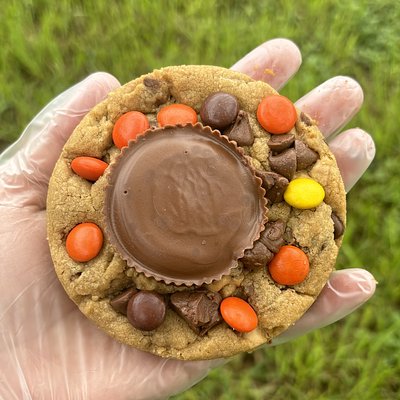 Stuffed Reeces Peanut Butter Cookie