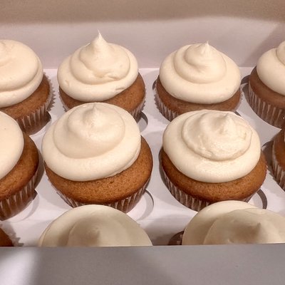 Sugar Free Pumpkin Spiced Cupcakes With Cream Cheese Frosting