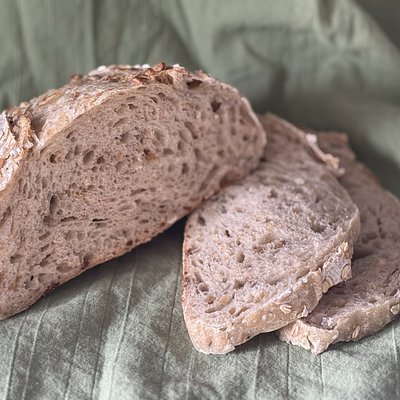 XL Lexy’s Oatnut Sourdough