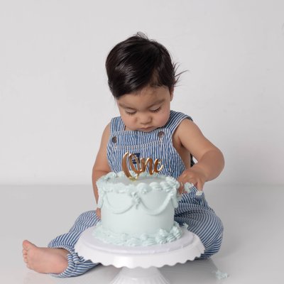 5-8 Servings Cake 
