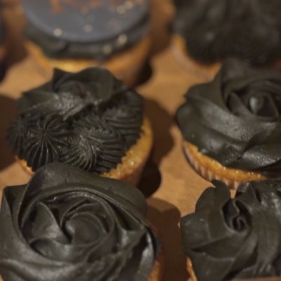 Cupcakes (12)