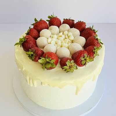 White Chocolate Strawberry 6"