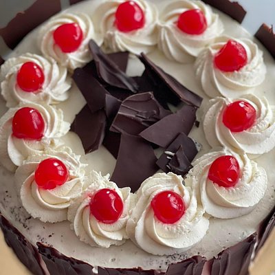 BLACK FOREST CAKE 🍒🍫🥃